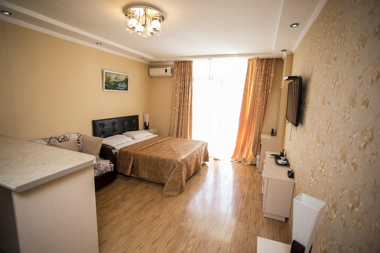 Apartment On Sherif Khimshiashvili Street 15B バトゥーミ エクステリア 写真
